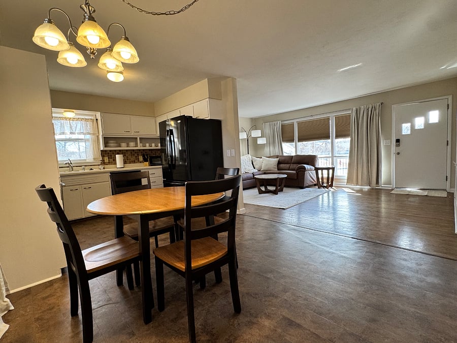 Furnished Finder property 976861_1 photo 3