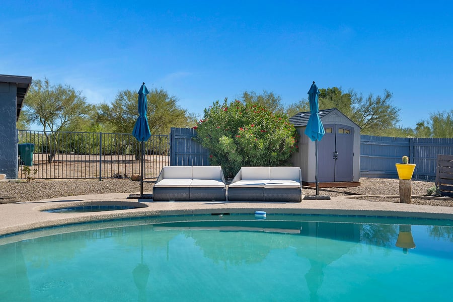 Enjoy sunny days by the pool with plenty of space to lounge, swim, and soak up the fresh air. A great place for family fun or quiet relaxation.