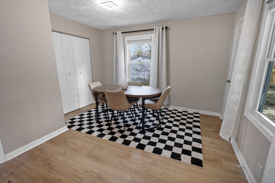 Cozy dining area perfect for meals and gatherings.