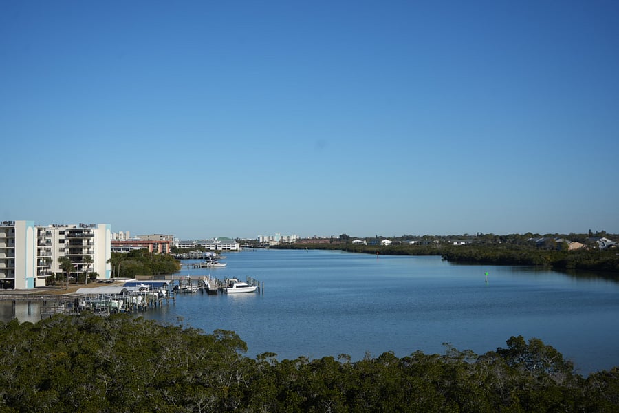 Beautiful Intracoastal Waterway views from the private balcony. Watch dolphins, boats, and seabirds!