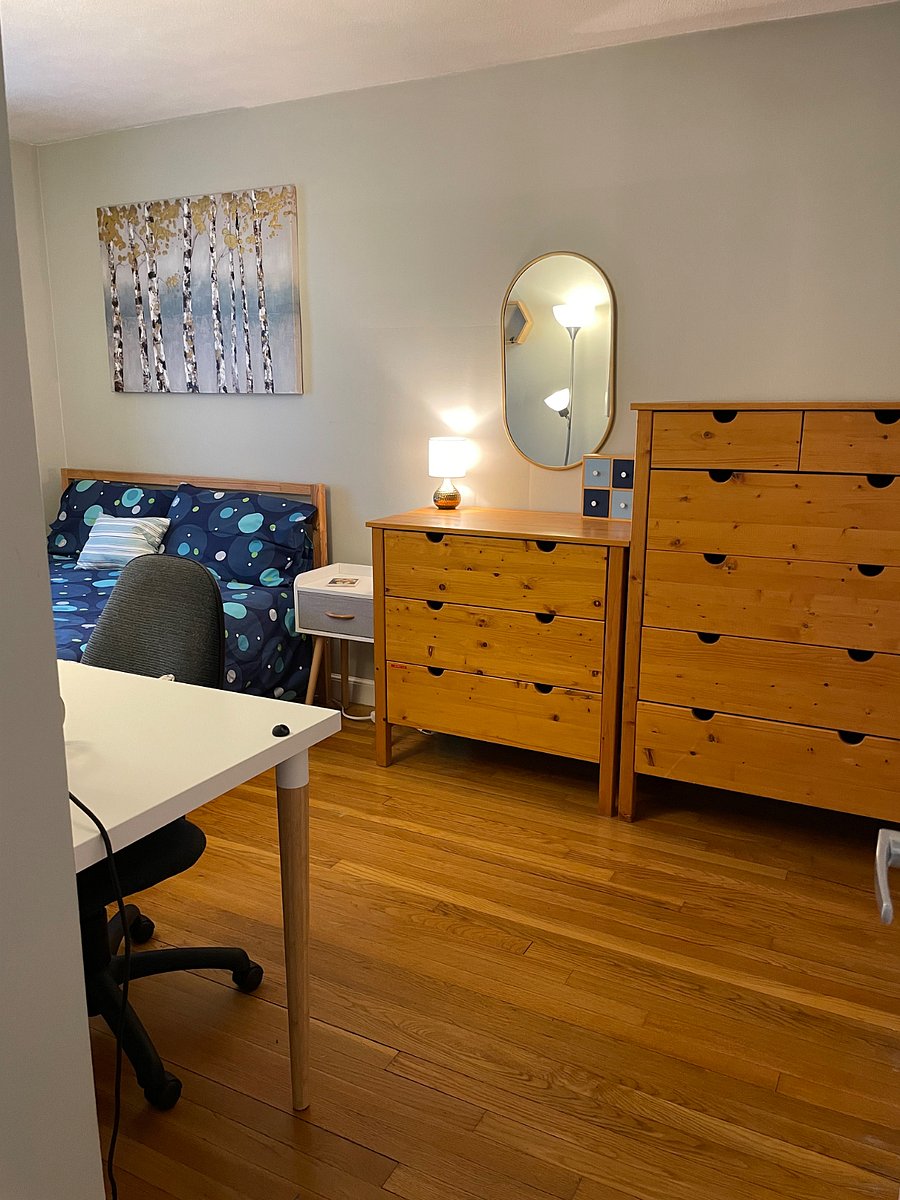 Bedroom 2 with full size bed