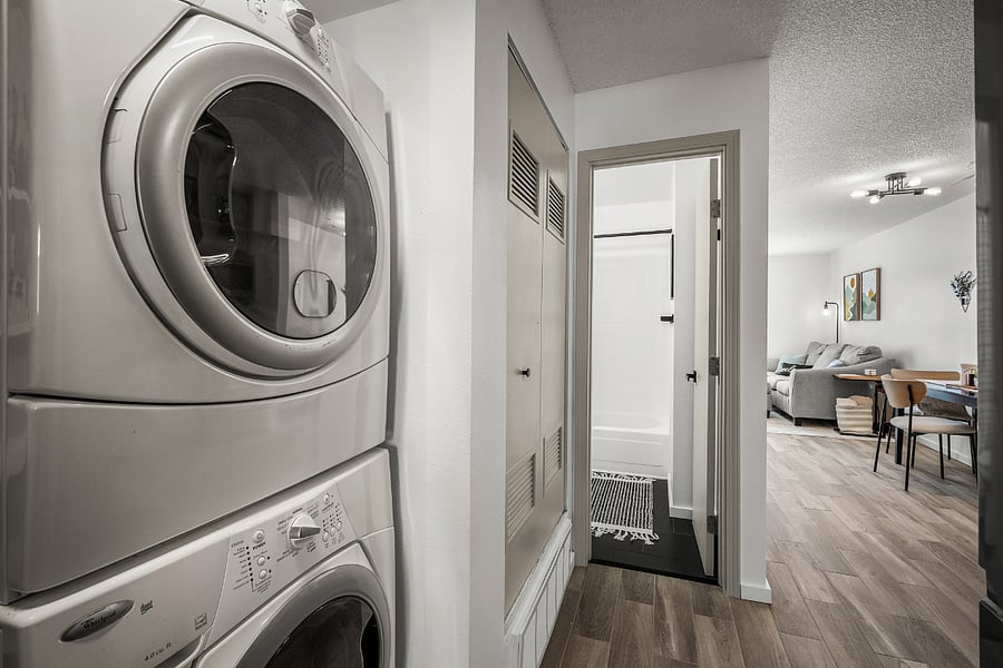 In unit laundry!