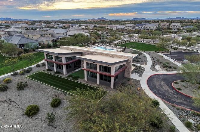 Talinn at Desert Ridge Community Center