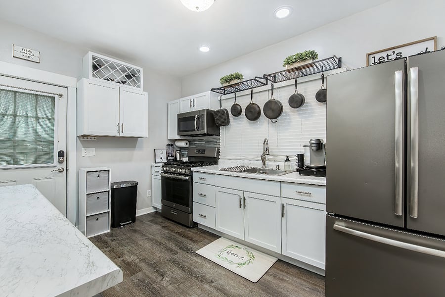 Fully equipped kitchen