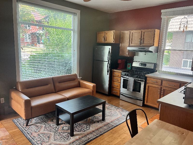 Furnished Finder property 977489_1 photo 3