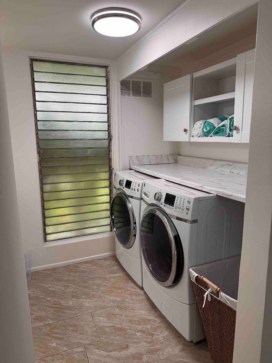 Washer / Dryer and laundry area