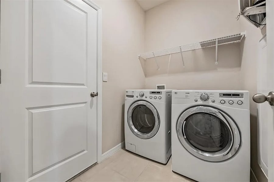 Furnished Finder property 977560_1 photo 10