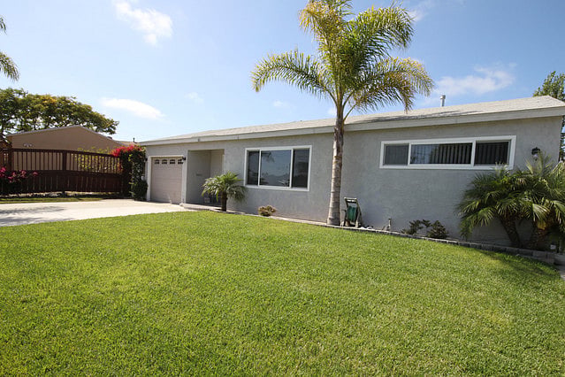 House front with REAL GRASS!!