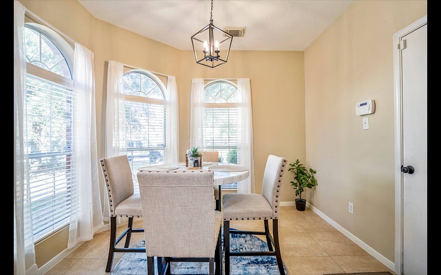 Breakfast nook