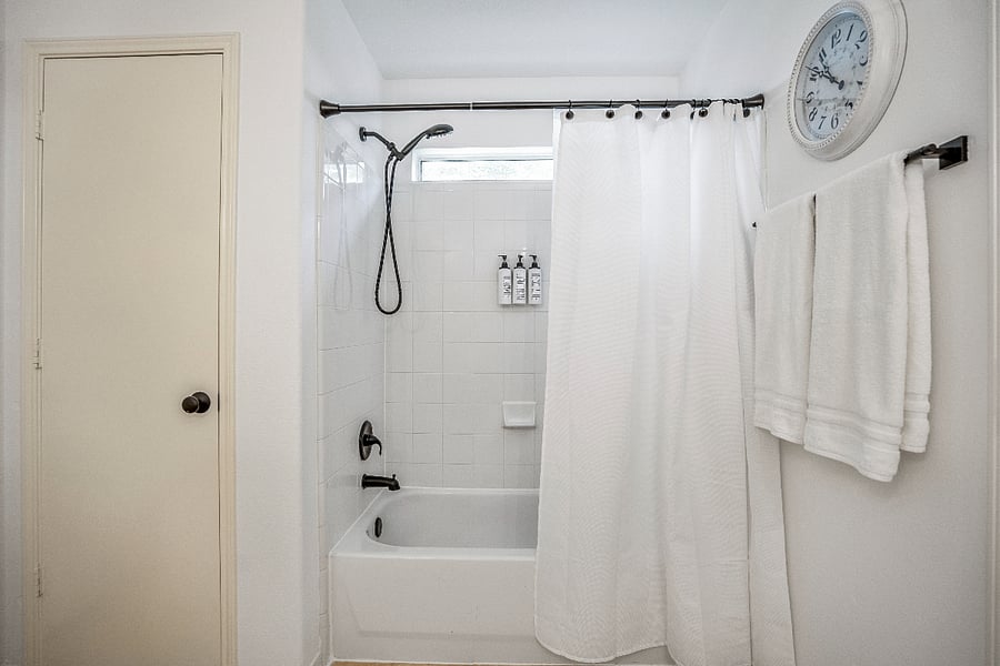 Bathroom 1 bath tub and shower