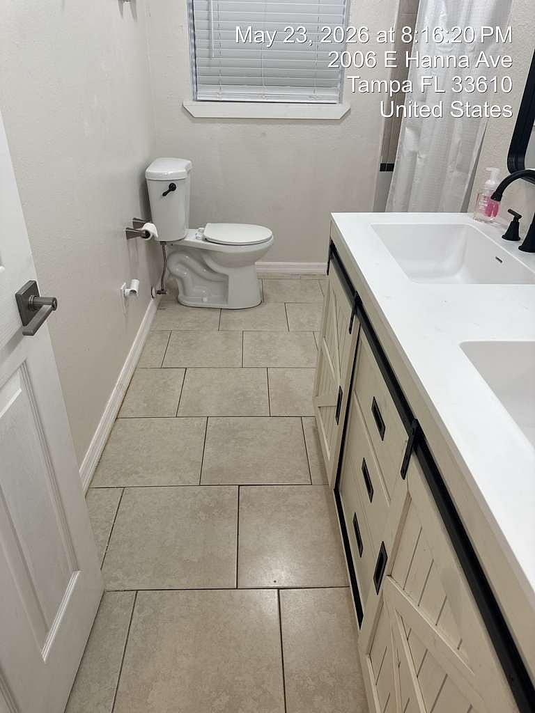 Clean, well-maintained bathroom