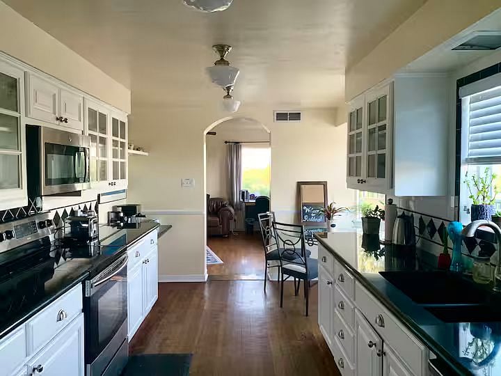 Furnished Finder property 977702_1 photo 8