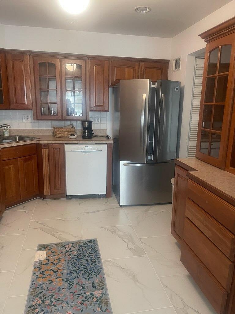 Furnished Finder property 977747_1 photo 4