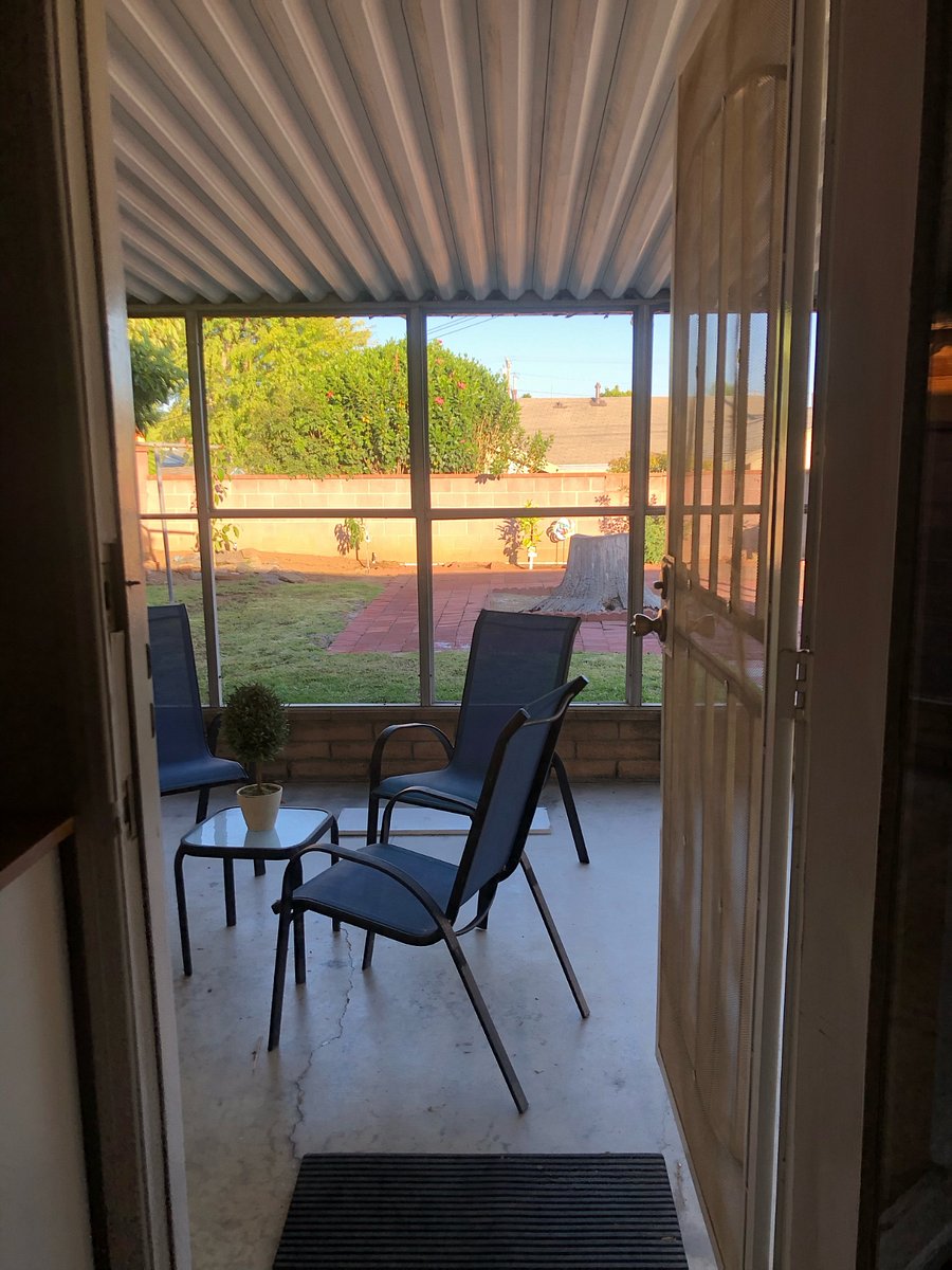Relax and unwind on the covered patioperfect for morning coffee, outdoor dining, or enjoying Southern California evenings.