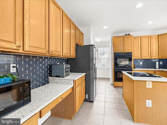 Furnished Finder property 977939_2 photo 6