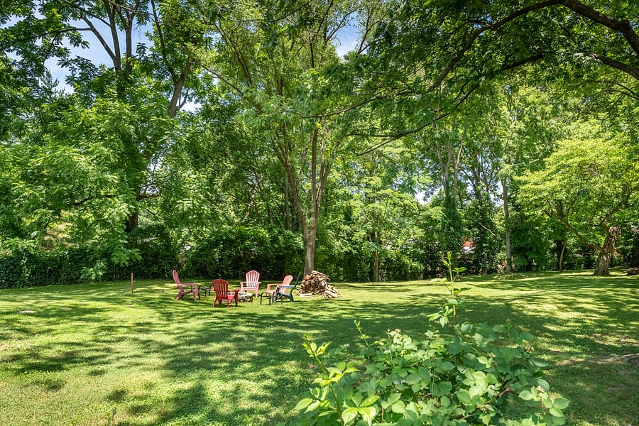 Hug backyard that is fully fenced for your pets.