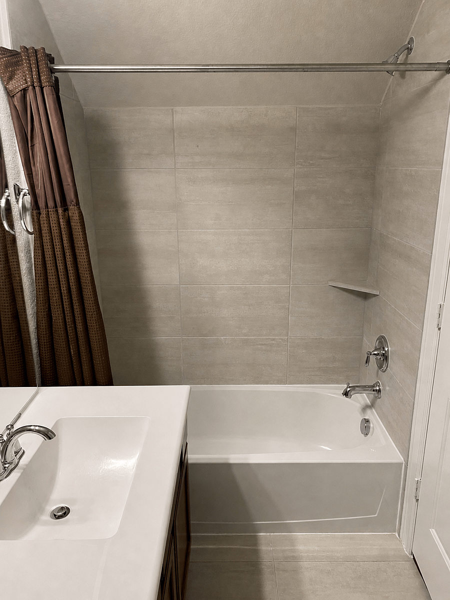 1st Floor Bathroom