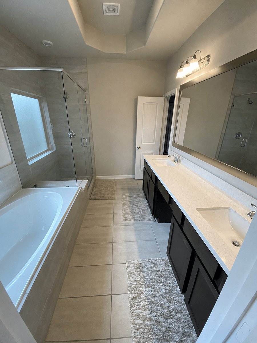 Third Floor - Primary Bathroom
