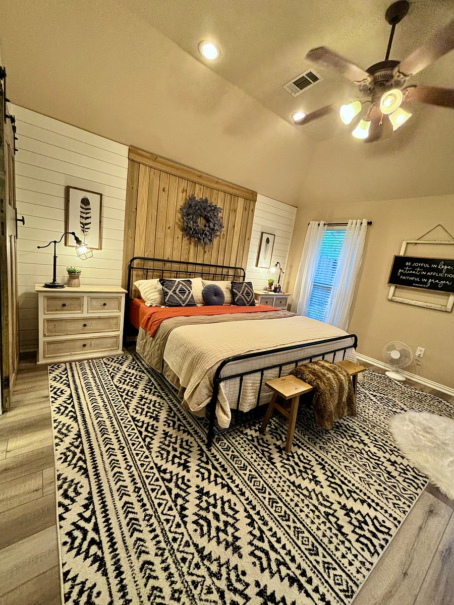 Master bedroom