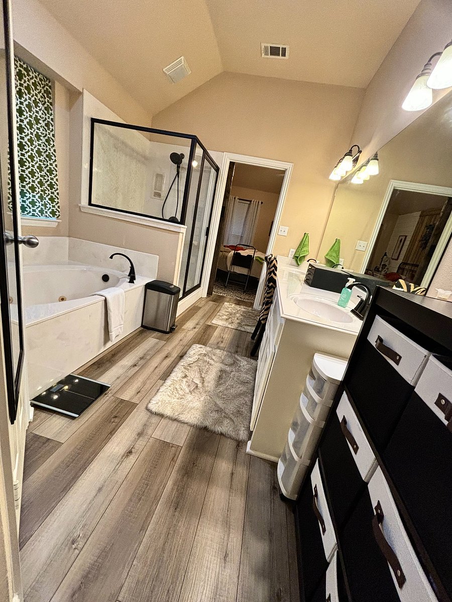 Master bathroom