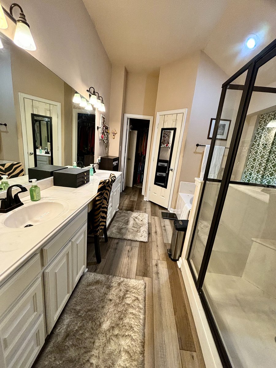 Master bathroom