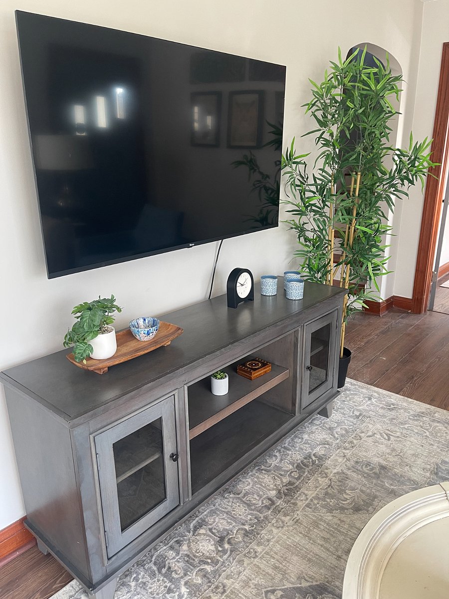 Living Room. 