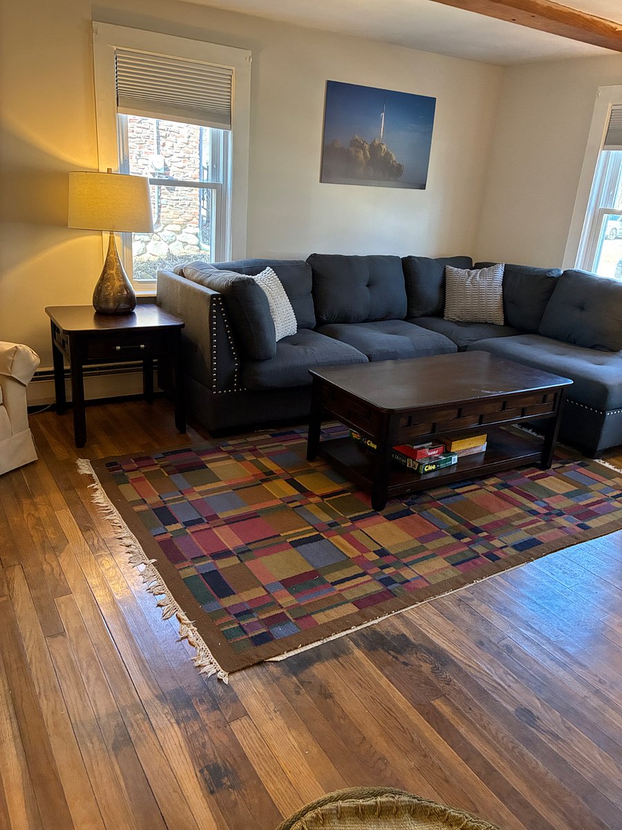 Living room 2 with smart TV
