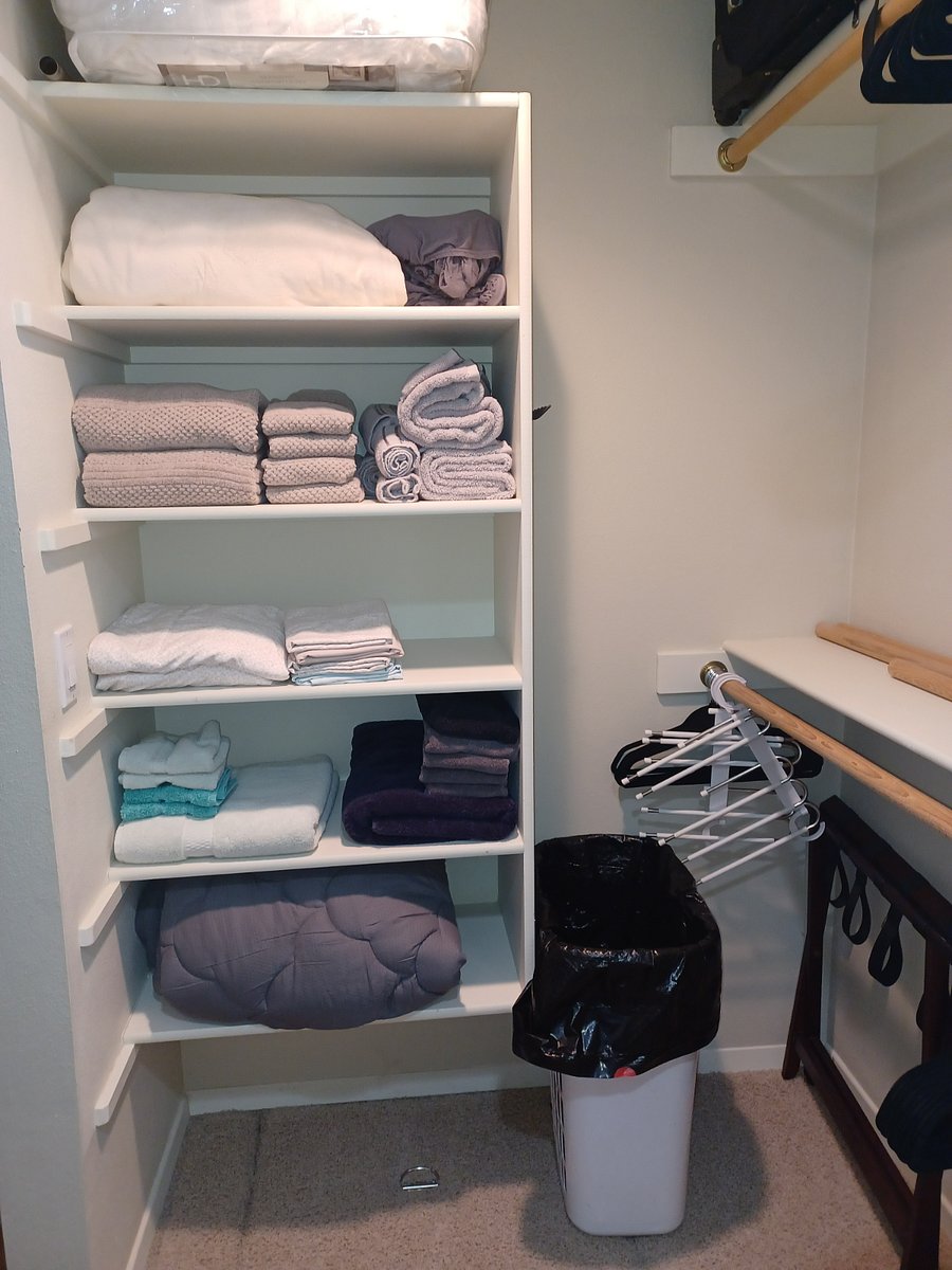 Linens, towels, shelves for storage