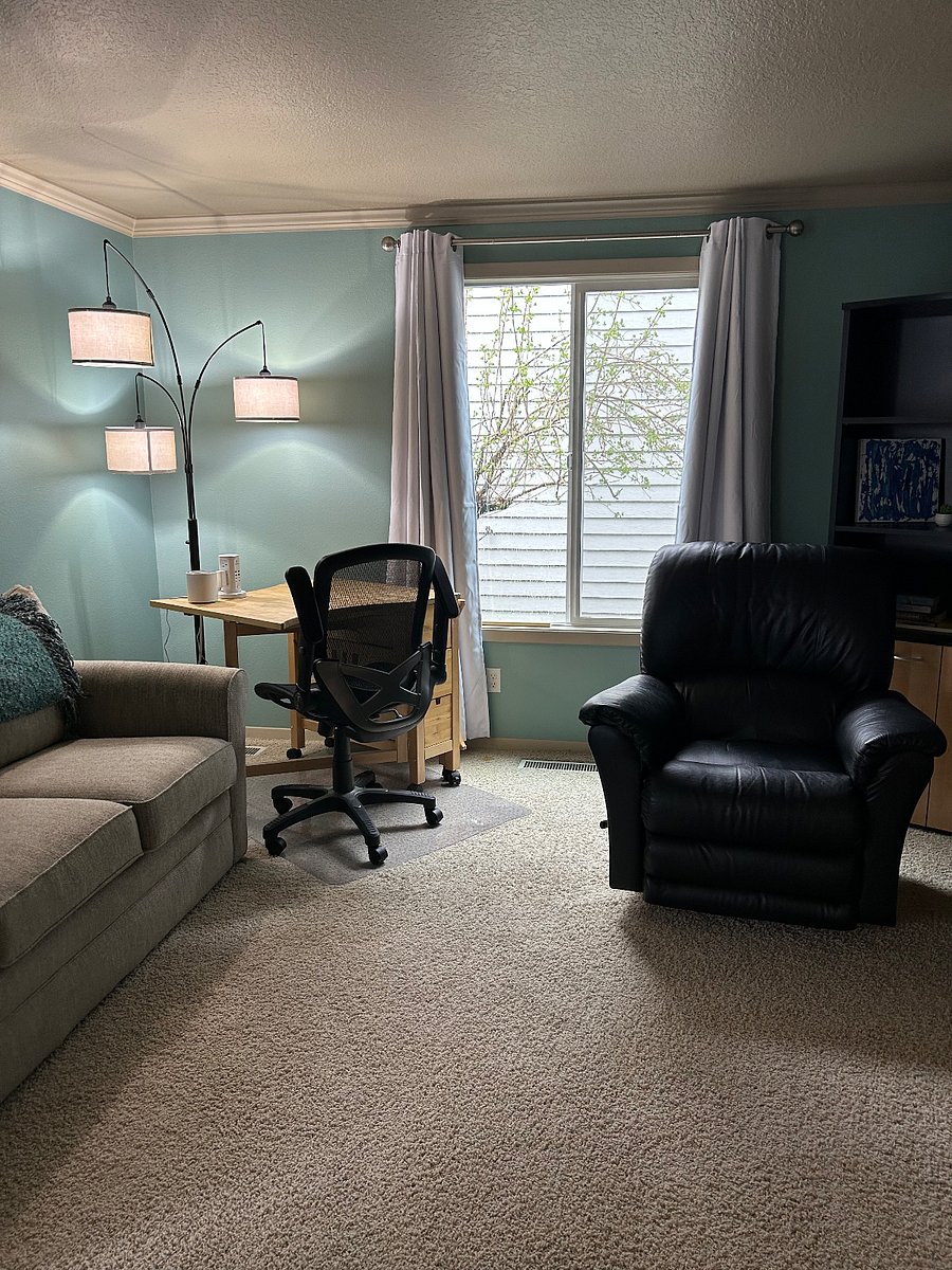 Desk/table (expands for larger work area. Has three drawers.