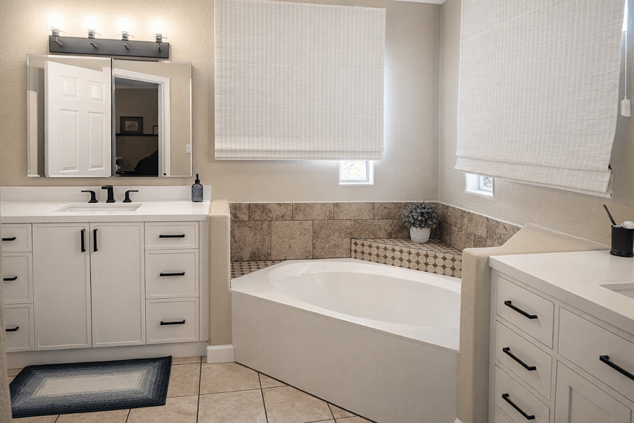 MASTER BATHROOM 