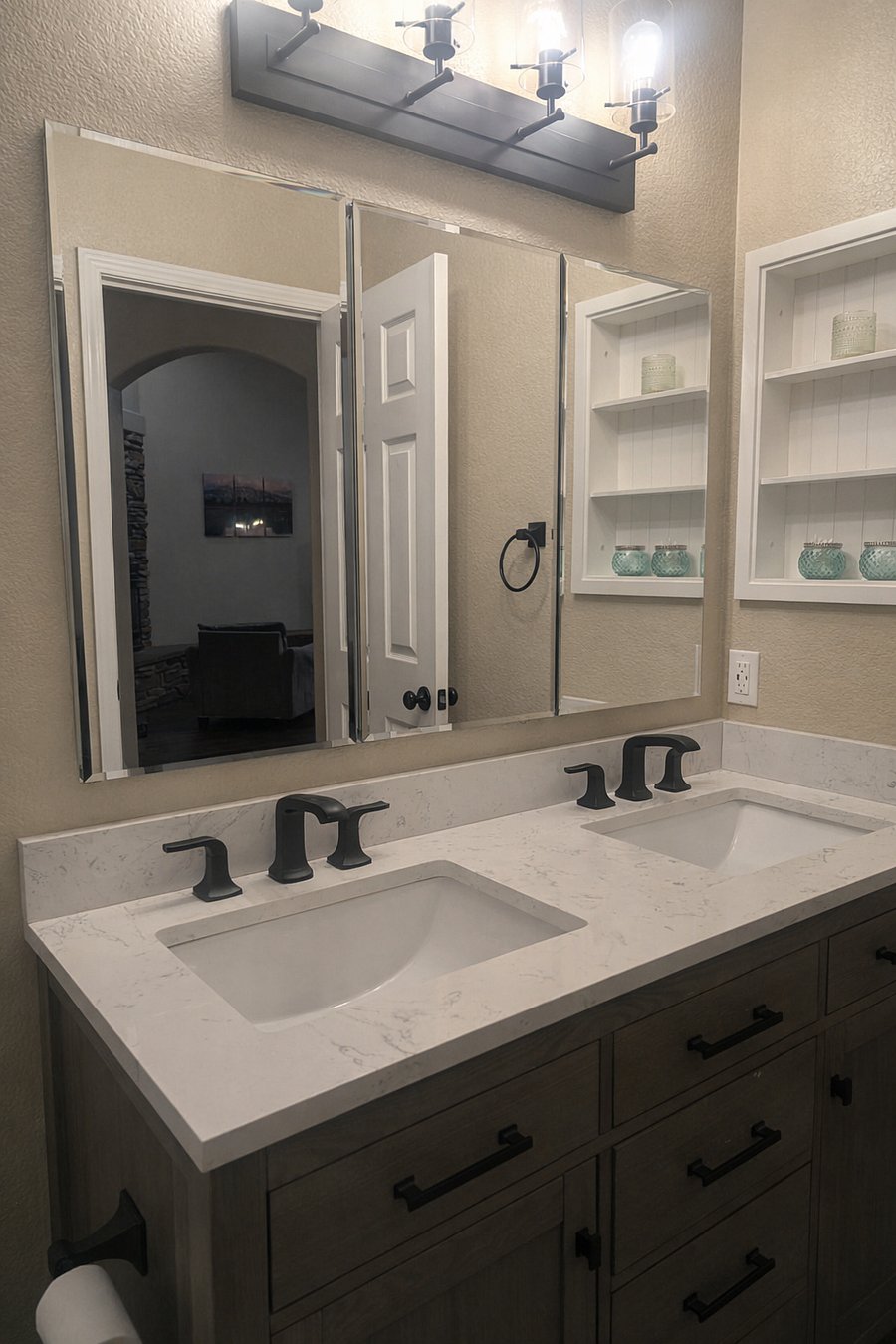 GUEST BATHROOM 