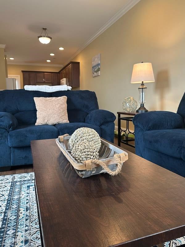 Furnished Finder property 978245_1 photo 3