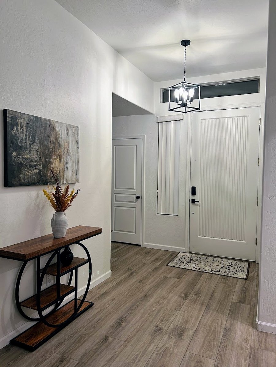 Entry way