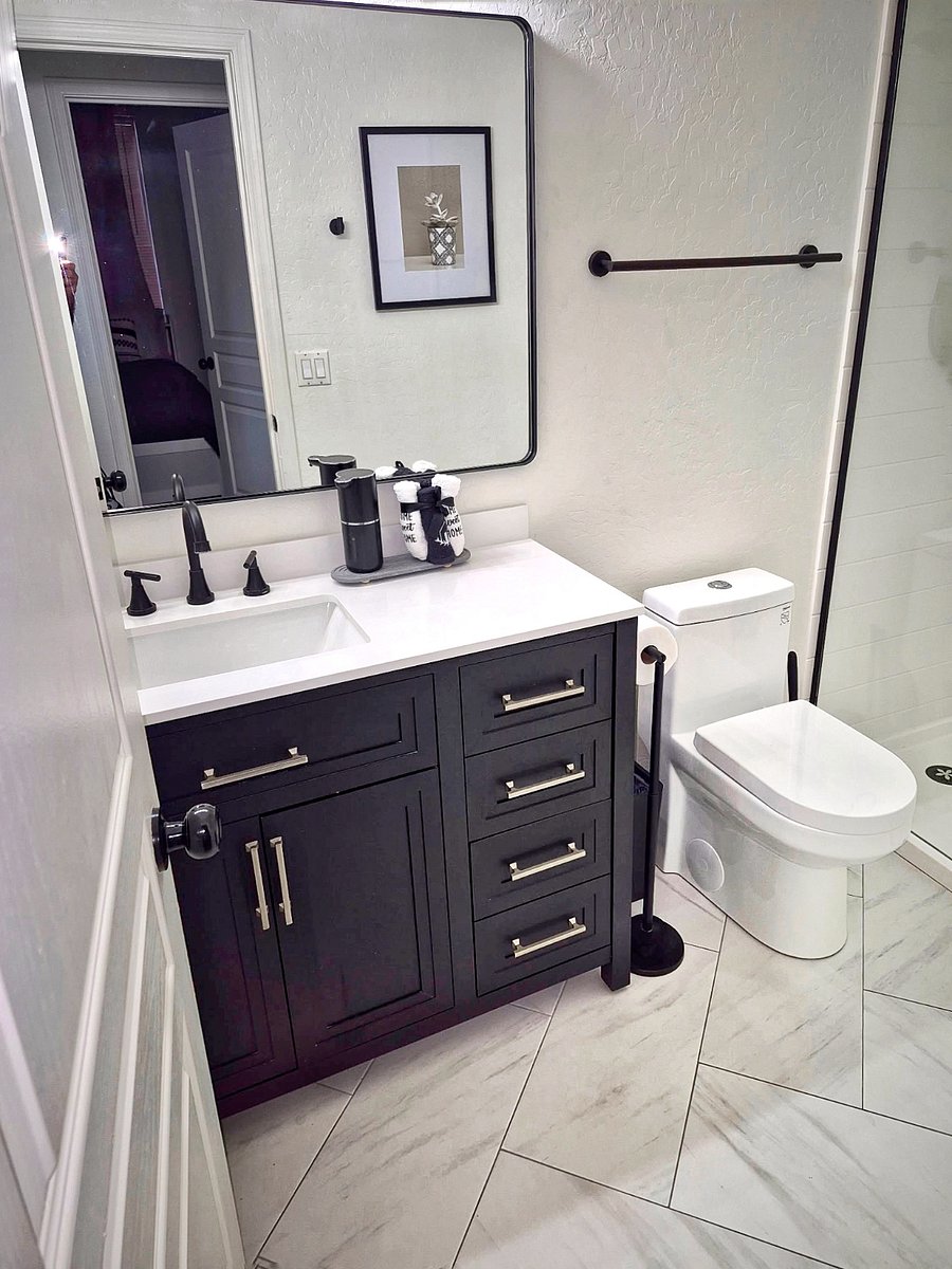 2nd bathroom with beautiful, modern updates.