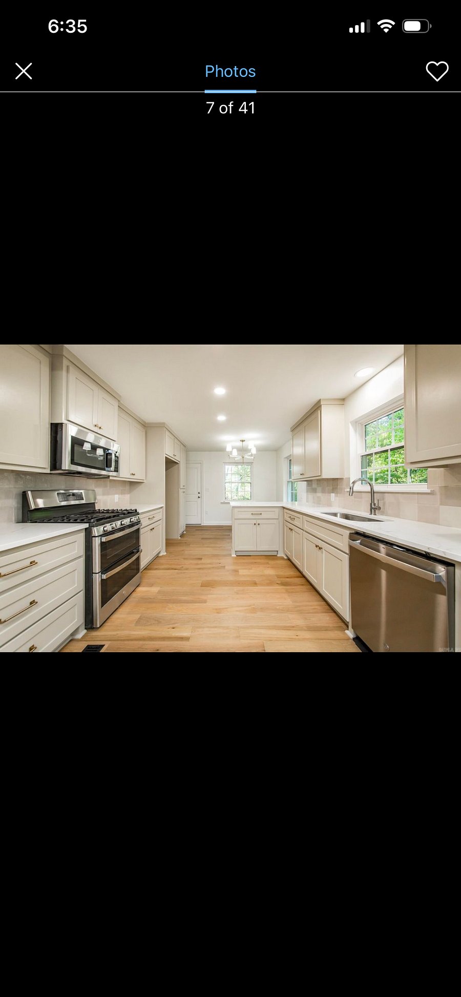 Kitchen, breakfast bar