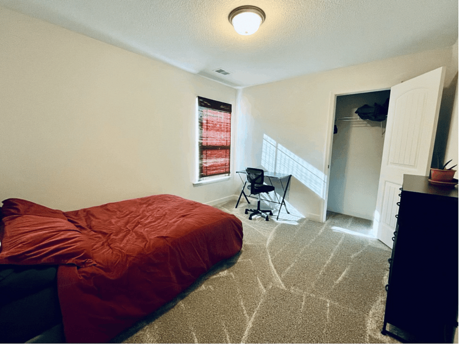 Bedroom 3 with a full size bed