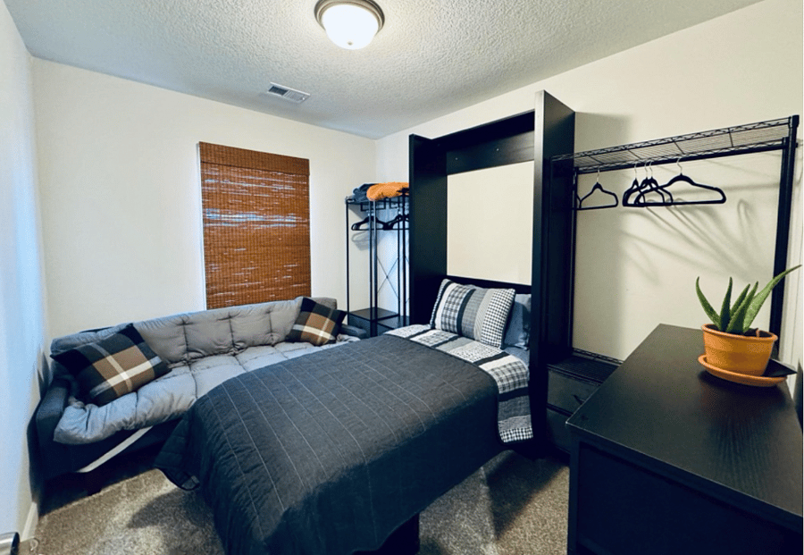 Bedroom 4 with Murphy bed down
