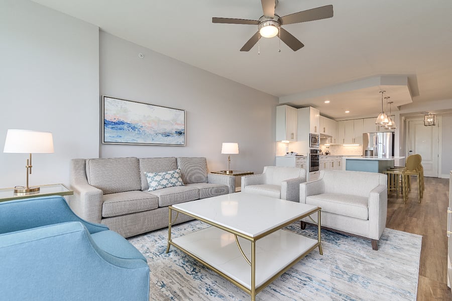 Open Floor Plan!