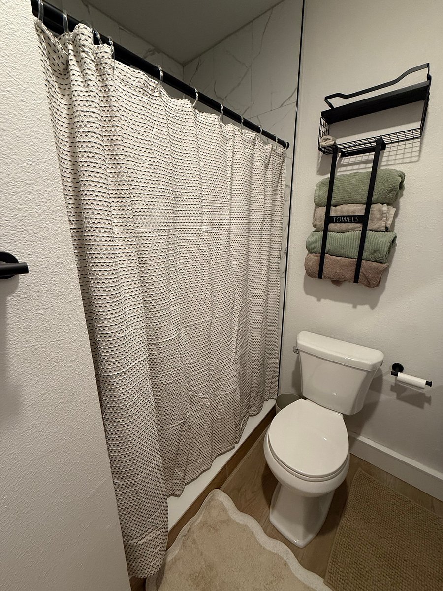 Furnished Finder property 978515_1 photo 16
