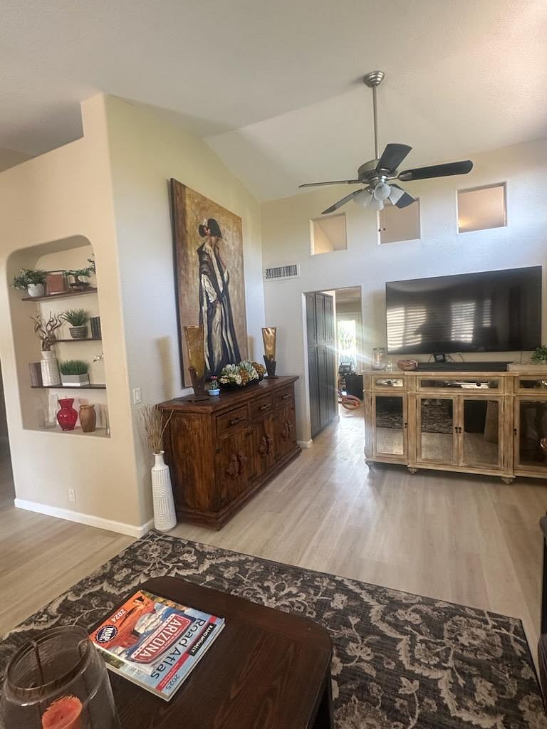 Furnished Finder property 978520_1 photo 6