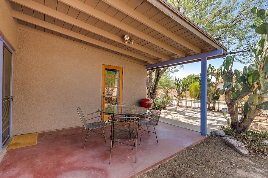 patio leads to pool