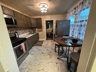 Furnished Finder property 978698_1 photo 6