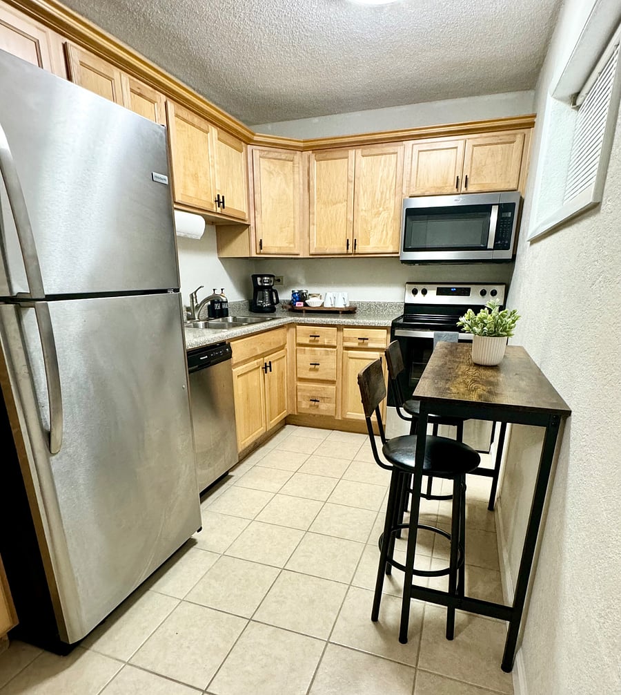 Furnished Finder property 978699_1 photo 2