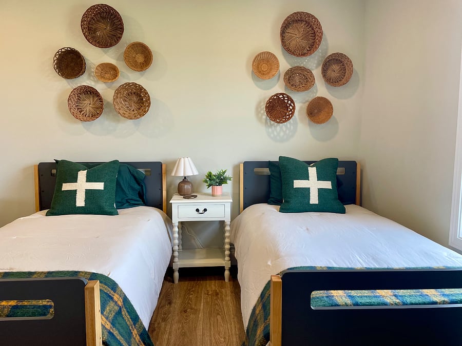 Bedroom 2 - Two Twin Beds