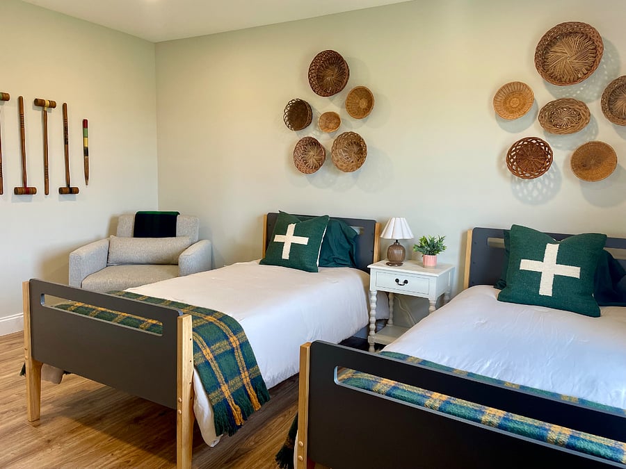 Bedroom 2 - Two Twin Beds