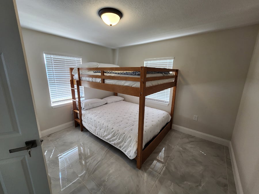 Furnished Finder property 978797_1 photo 3