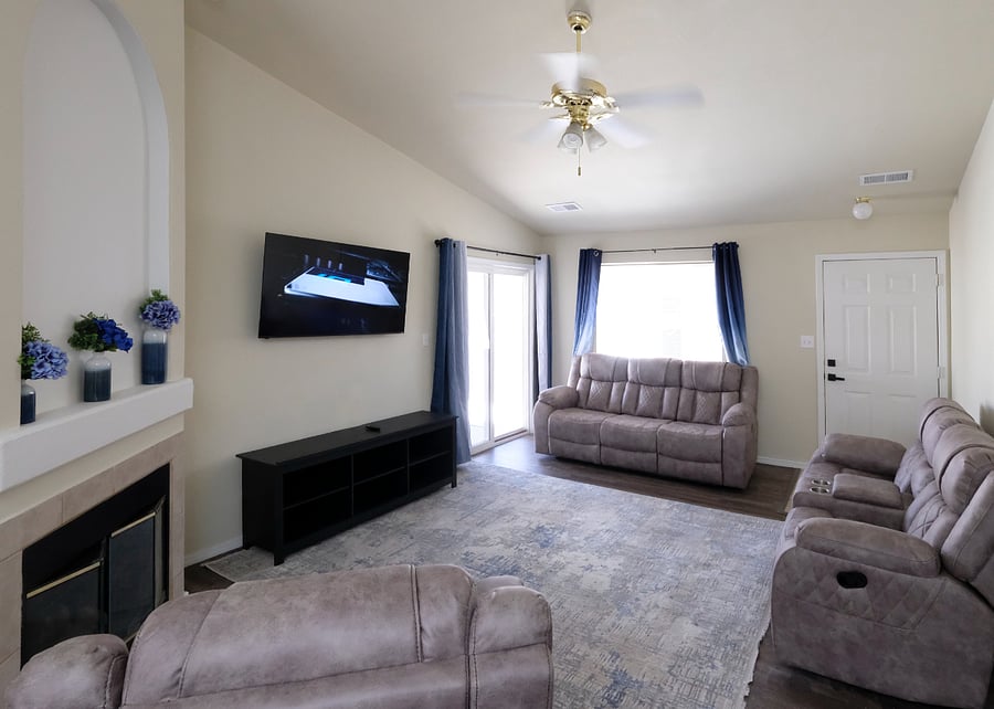 Enjoy all the natural light that fills up this spacious living area!