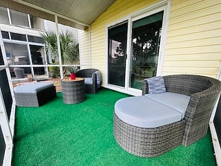 Screened Patio