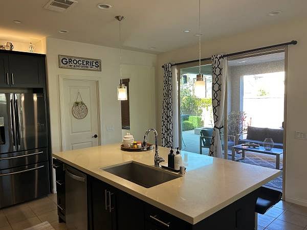 Furnished Finder property 978882_1 photo 16