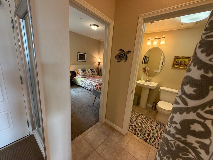 Your master suite with walk in closet, extra closet and full en-suite bathroom with large soaking tub.